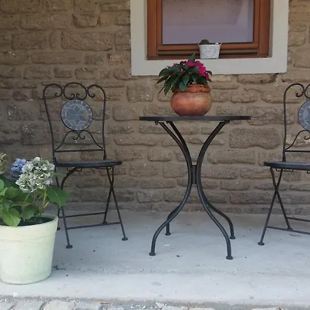 Csoepi Panzio טיהאני